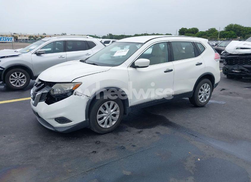 Photo 2 of 2016 Nissan Rogue S (VIN JN8AT2MV2GW145341)