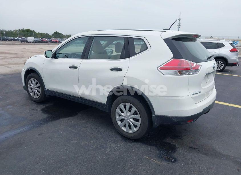 Photo 3 of 2016 Nissan Rogue S (VIN JN8AT2MV2GW145341)