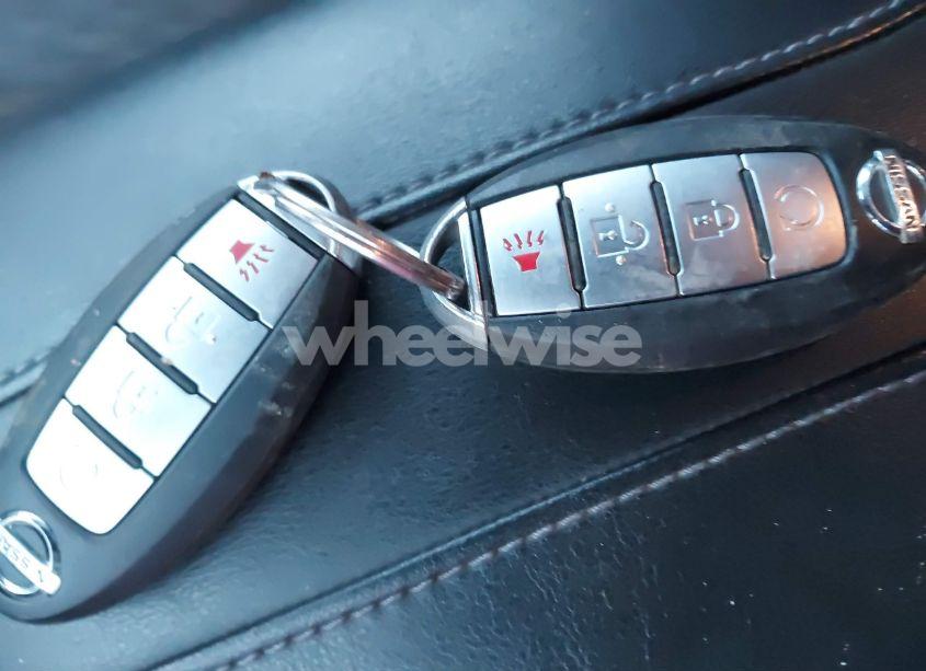 Photo 11 of 2017 Nissan Rogue SV (VIN JN8AT2MV2HW002004)