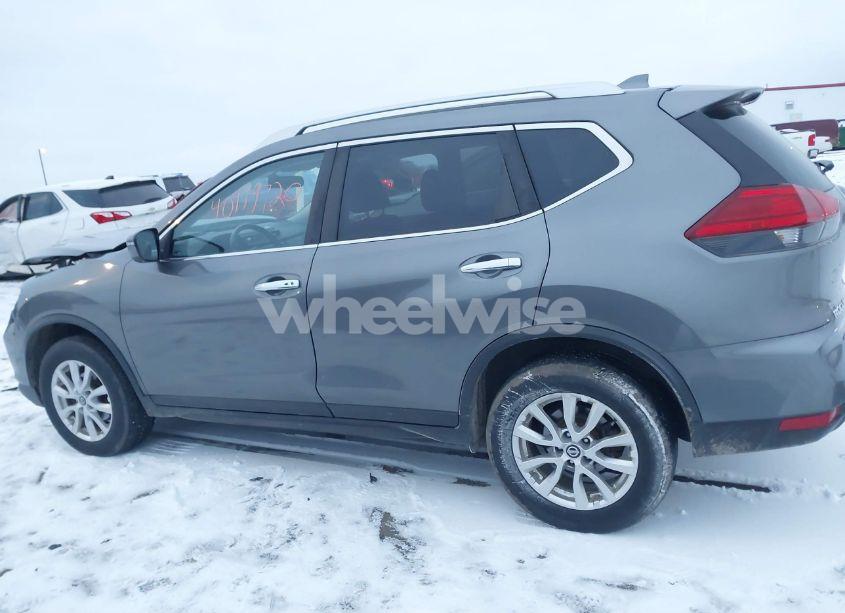 Photo 14 of 2017 Nissan Rogue SV (VIN JN8AT2MV2HW002004)