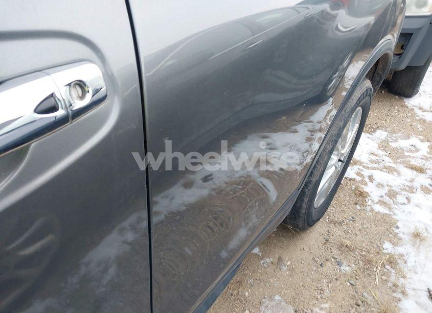 Photo 17 of 2017 Nissan Rogue SV (VIN JN8AT2MV2HW002004)