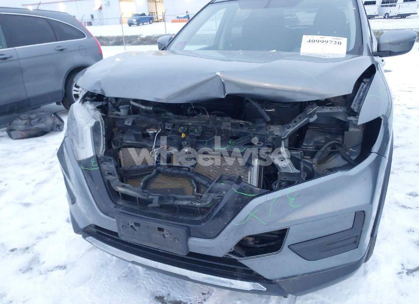 Photo 6 of 2017 Nissan Rogue SV (VIN JN8AT2MV2HW002004)