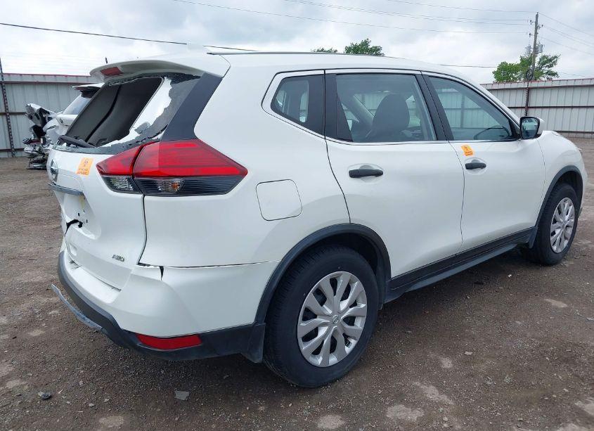 Photo 4 of 2017 Nissan Rogue S/SL/SV (VIN JN8AT2MV2HW005808)