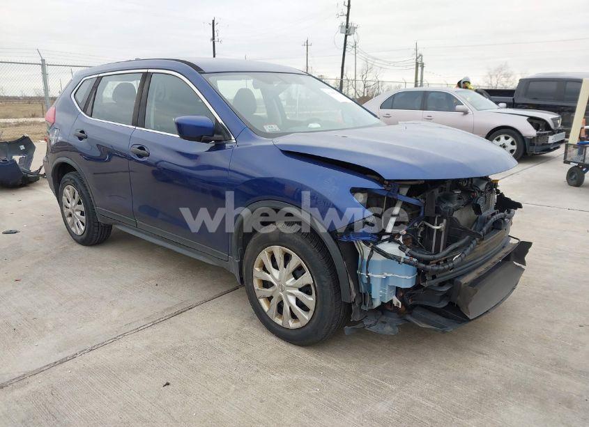 2017 Nissan Rogue S (VIN JN8AT2MV2HW008613) main photo