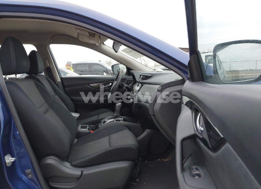 Photo 5 of 2017 Nissan Rogue S (VIN JN8AT2MV2HW008613)