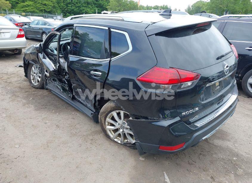 Photo 3 of 2017 Nissan Rogue SV (VIN JN8AT2MV2HW011530)