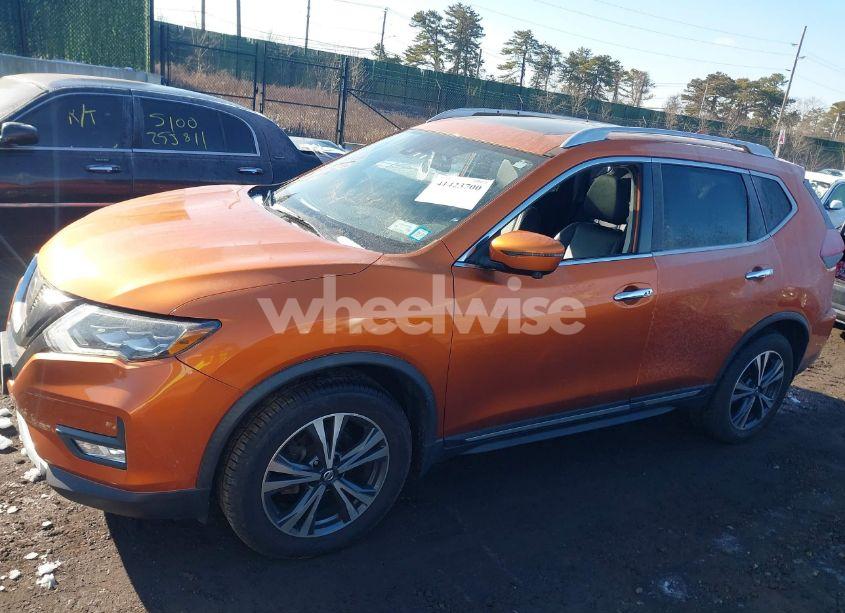 Photo 14 of 2017 Nissan Rogue SL (VIN JN8AT2MV2HW014699)