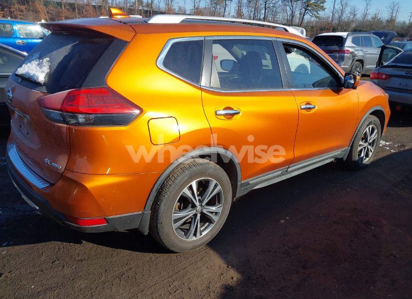 Photo 4 of 2017 Nissan Rogue SL (VIN JN8AT2MV2HW014699)