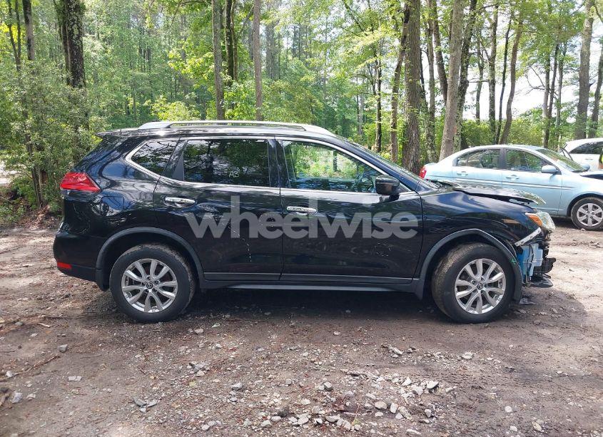Photo 13 of 2017 Nissan Rogue SV (VIN JN8AT2MV2HW017280)