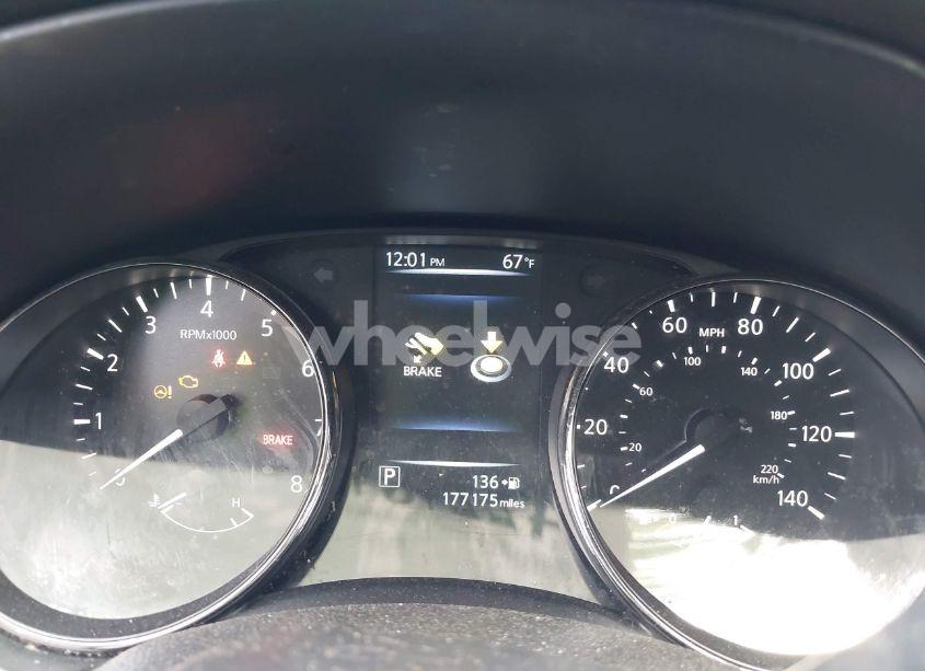 Photo 7 of 2017 Nissan Rogue SV (VIN JN8AT2MV2HW017280)