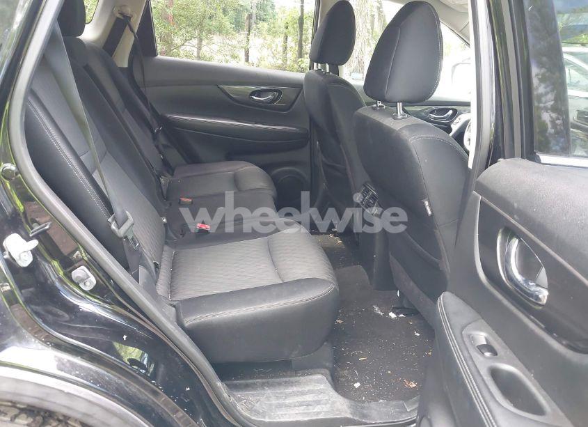 Photo 8 of 2017 Nissan Rogue SV (VIN JN8AT2MV2HW017280)