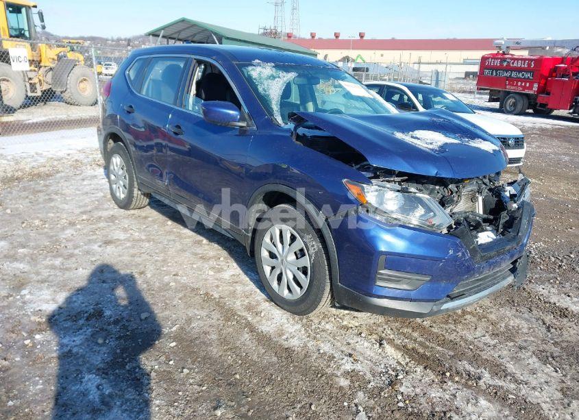 2017 Nissan Rogue S (VIN JN8AT2MV2HW020101) main photo