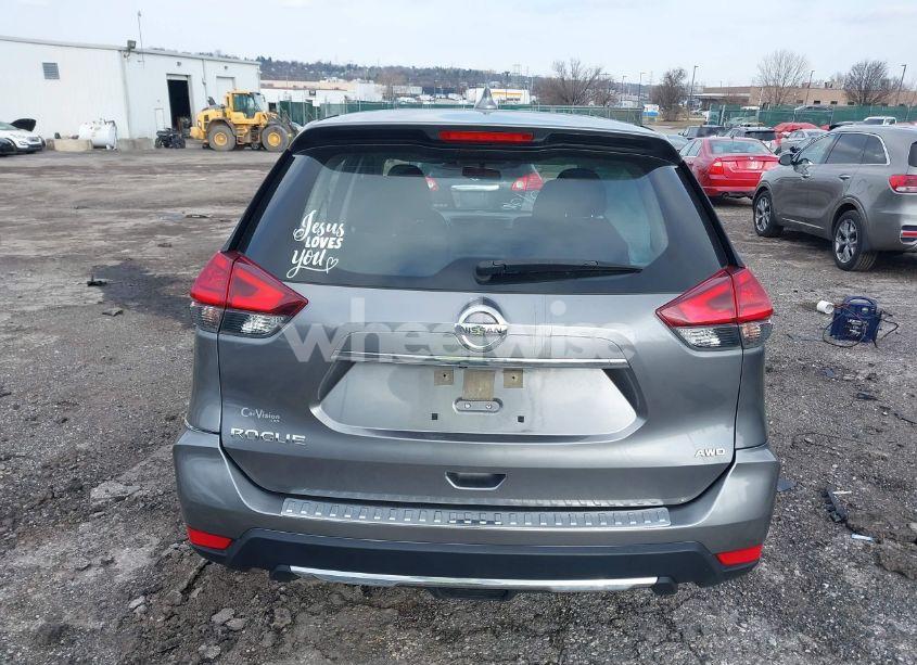 Photo 16 of 2017 Nissan Rogue S (VIN JN8AT2MV2HW255288)