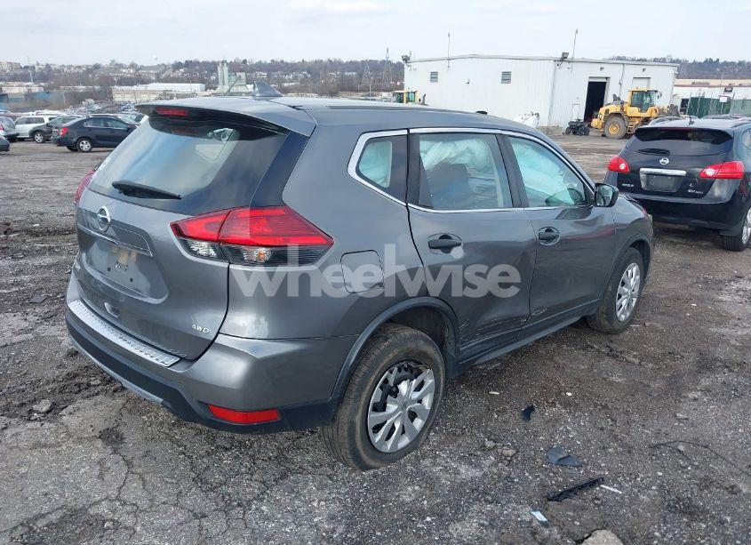 Photo 4 of 2017 Nissan Rogue S (VIN JN8AT2MV2HW255288)