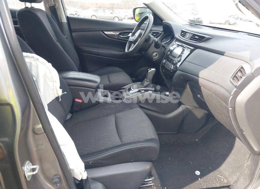 Photo 5 of 2017 Nissan Rogue S (VIN JN8AT2MV2HW255288)