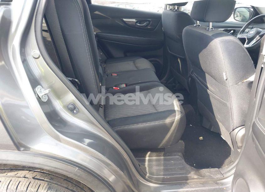 Photo 8 of 2017 Nissan Rogue S (VIN JN8AT2MV2HW255288)