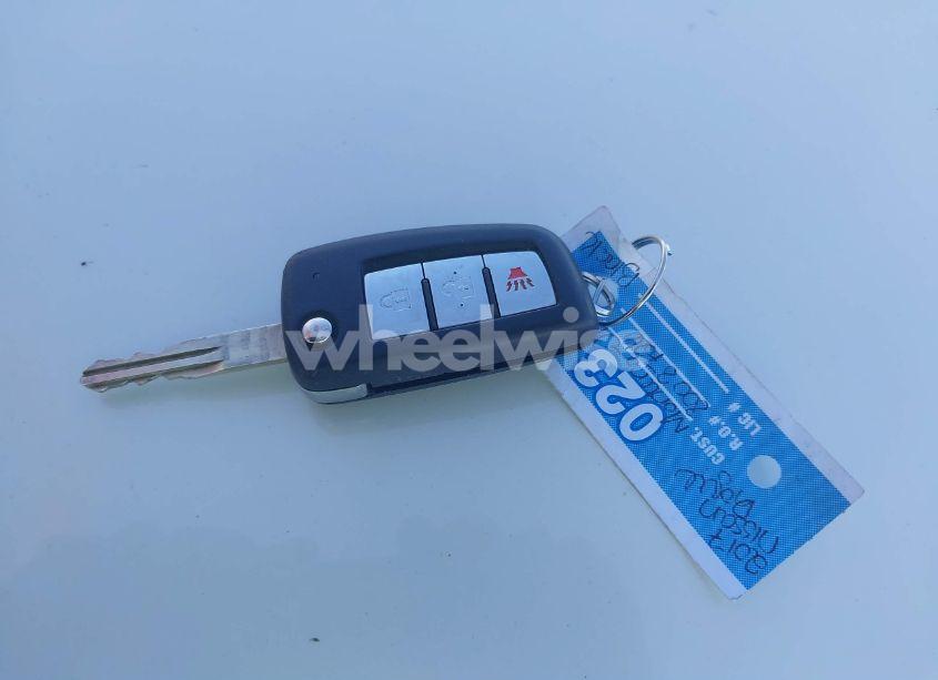 Photo 11 of 2017 Nissan Rogue S (VIN JN8AT2MV2HW262225)