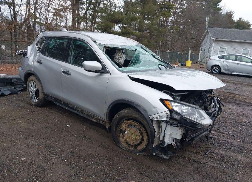 2017 Nissan Rogue S (VIN JN8AT2MV2HW263665) main photo