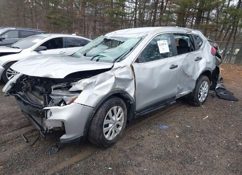 Photo 2 of 2017 Nissan Rogue S (VIN JN8AT2MV2HW263665)