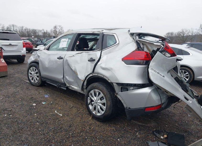 Photo 3 of 2017 Nissan Rogue S (VIN JN8AT2MV2HW263665)