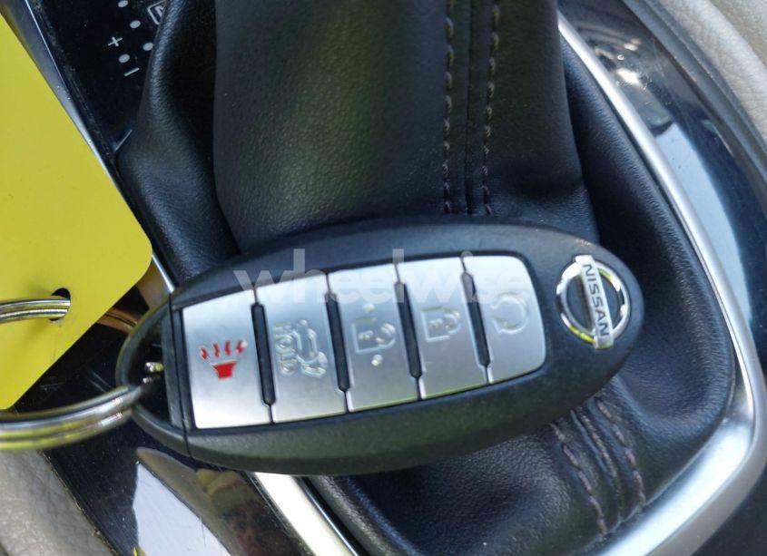 Photo 11 of 2017 Nissan Rogue SV (VIN JN8AT2MV2HW265576)