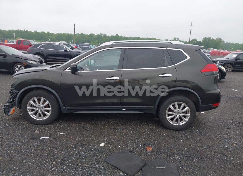 Photo 15 of 2017 Nissan Rogue SV (VIN JN8AT2MV2HW270440)