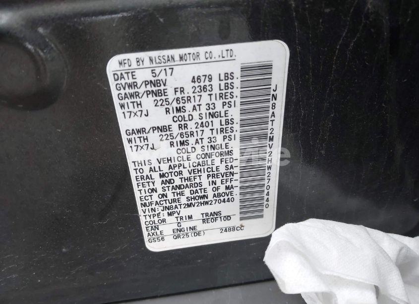 Photo 9 of 2017 Nissan Rogue SV (VIN JN8AT2MV2HW270440)