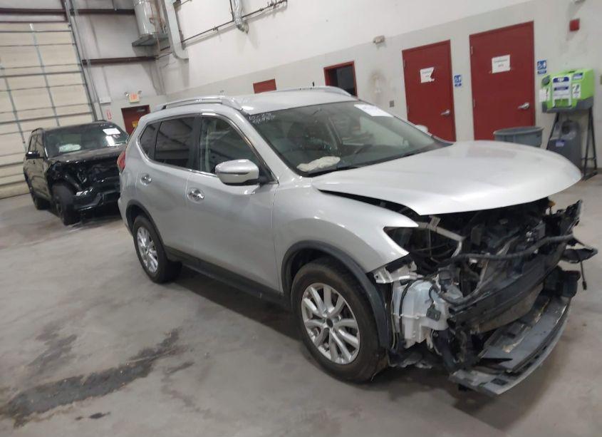 2017 Nissan Rogue SV (VIN JN8AT2MV2HW274021) main photo