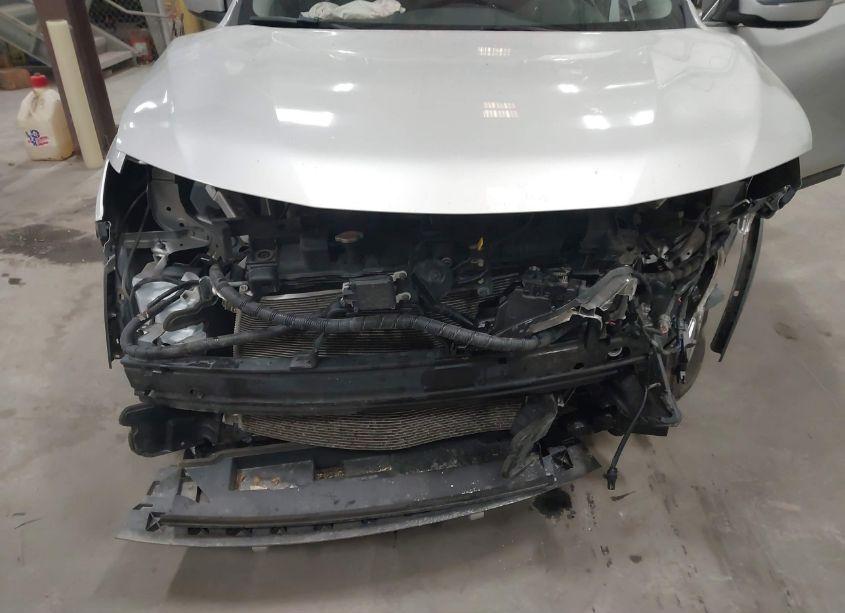 Photo 6 of 2017 Nissan Rogue SV (VIN JN8AT2MV2HW274021)