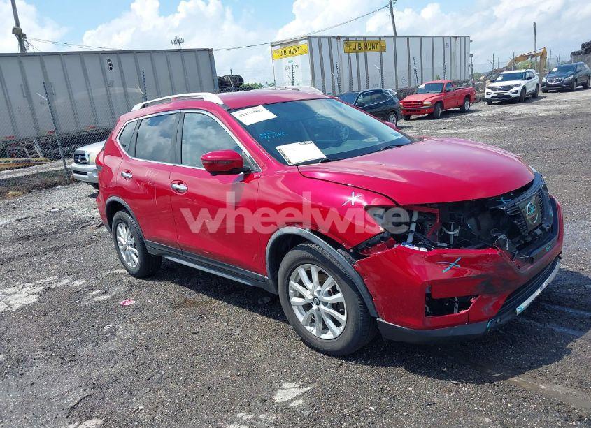 2017 Nissan Rogue SV (VIN JN8AT2MV2HW285388) main photo