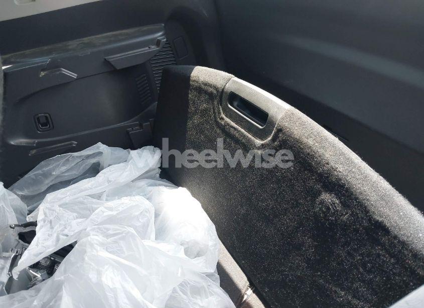 Photo 12 of 2017 Nissan Rogue SV (VIN JN8AT2MV2HW285388)