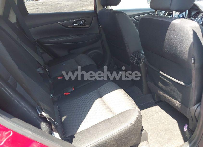 Photo 8 of 2017 Nissan Rogue SV (VIN JN8AT2MV2HW285388)