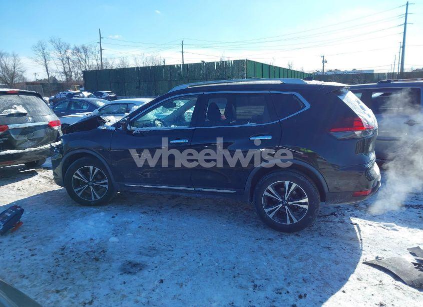 Photo 14 of 2018 Nissan Rogue SL (VIN JN8AT2MV2JW304530)