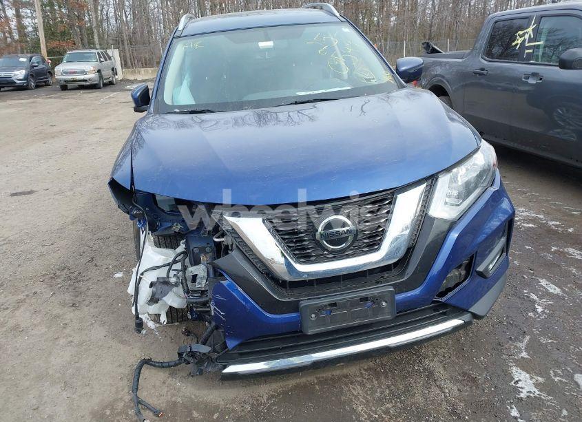 Photo 13 of 2018 Nissan Rogue SV (VIN JN8AT2MV2JW305810)