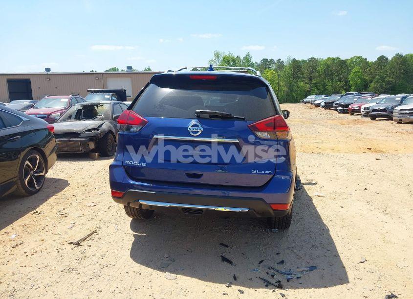 Photo 16 of 2018 Nissan Rogue SL (VIN JN8AT2MV2JW348320)