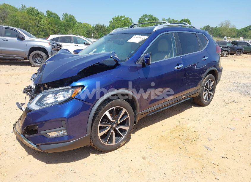 Photo 2 of 2018 Nissan Rogue SL (VIN JN8AT2MV2JW348320)