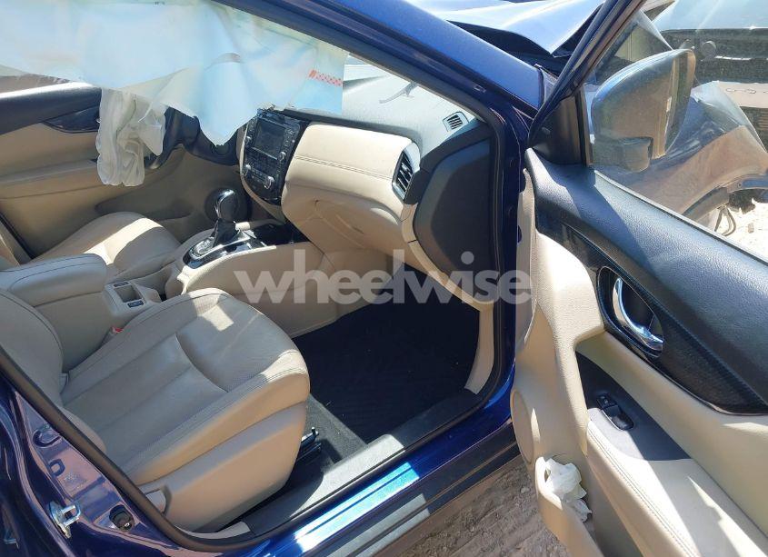 Photo 5 of 2018 Nissan Rogue SL (VIN JN8AT2MV2JW348320)