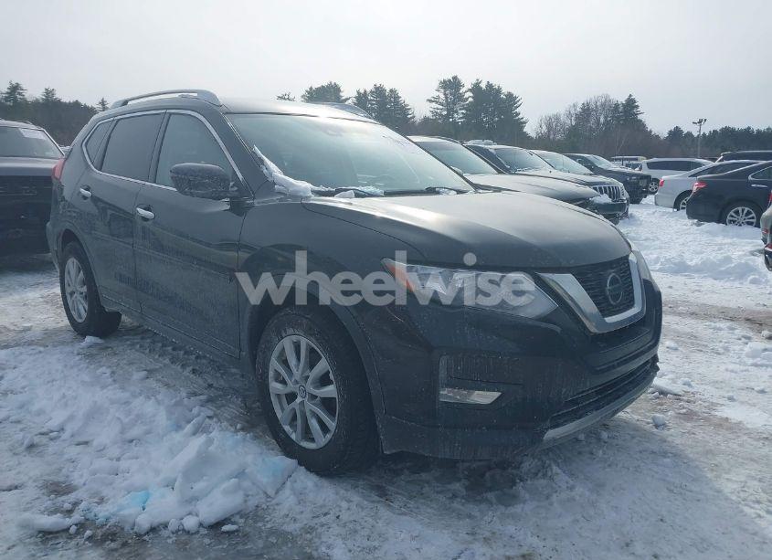 2019 Nissan Rogue SV (VIN JN8AT2MV2KW380041) main photo