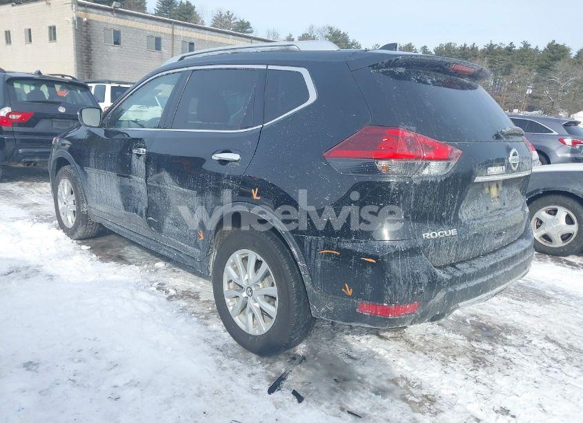 Photo 3 of 2019 Nissan Rogue SV (VIN JN8AT2MV2KW380041)