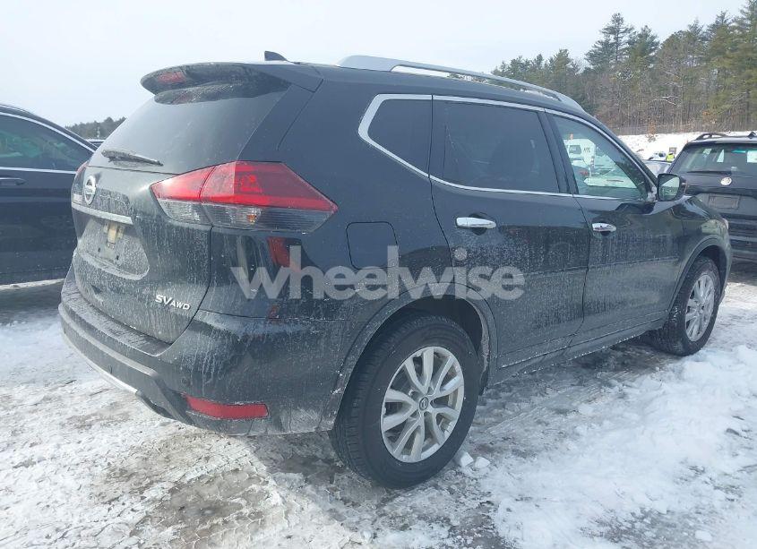 Photo 4 of 2019 Nissan Rogue SV (VIN JN8AT2MV2KW380041)