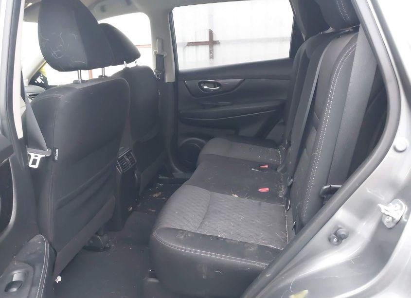 Photo 8 of 2019 Nissan Rogue SV (VIN JN8AT2MV2KW391119)