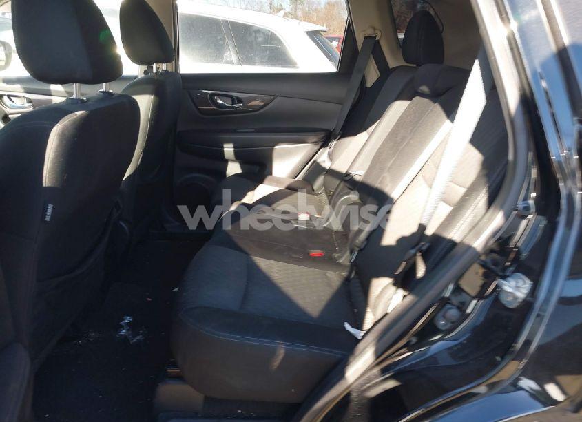 Photo 8 of 2019 Nissan Rogue SV (VIN JN8AT2MV2KW395297)