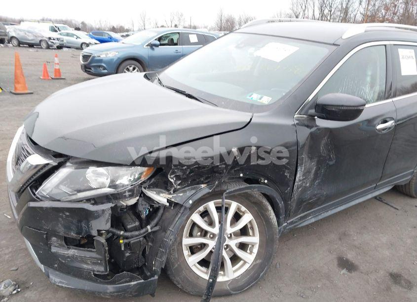 Photo 6 of 2020 Nissan Rogue SV INTELLIGENT AWD (VIN JN8AT2MV2LW110681)