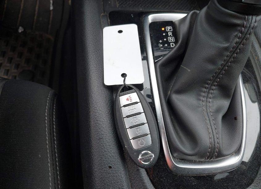 Photo 11 of 2020 Nissan Rogue SV INTELLIGENT AWD (VIN JN8AT2MV2LW117307)