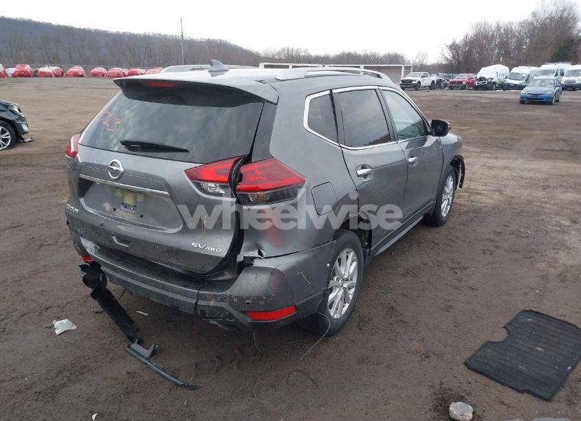 Photo 4 of 2020 Nissan Rogue SV INTELLIGENT AWD (VIN JN8AT2MV2LW117632)