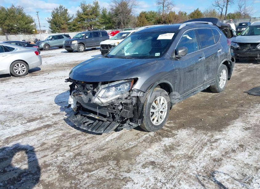 Photo 2 of 2020 Nissan Rogue SV INTELLIGENT AWD (VIN JN8AT2MV2LW120837)