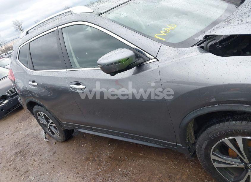 Photo 13 of 2020 Nissan Rogue SV INTELLIGENT AWD (VIN JN8AT2MV2LW135533)