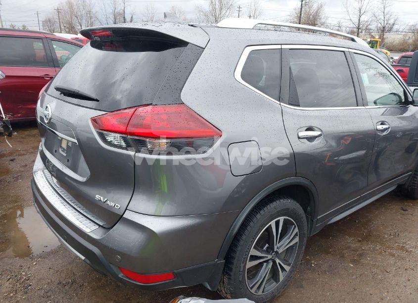 Photo 4 of 2020 Nissan Rogue SV INTELLIGENT AWD (VIN JN8AT2MV2LW135533)