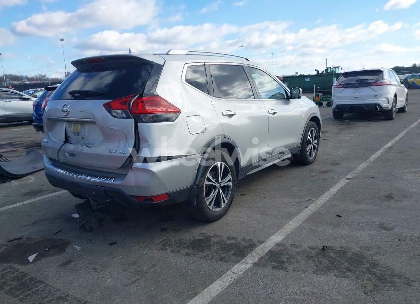 Photo 4 of 2020 Nissan Rogue SV INTELLIGENT AWD (VIN JN8AT2MV2LW135810)