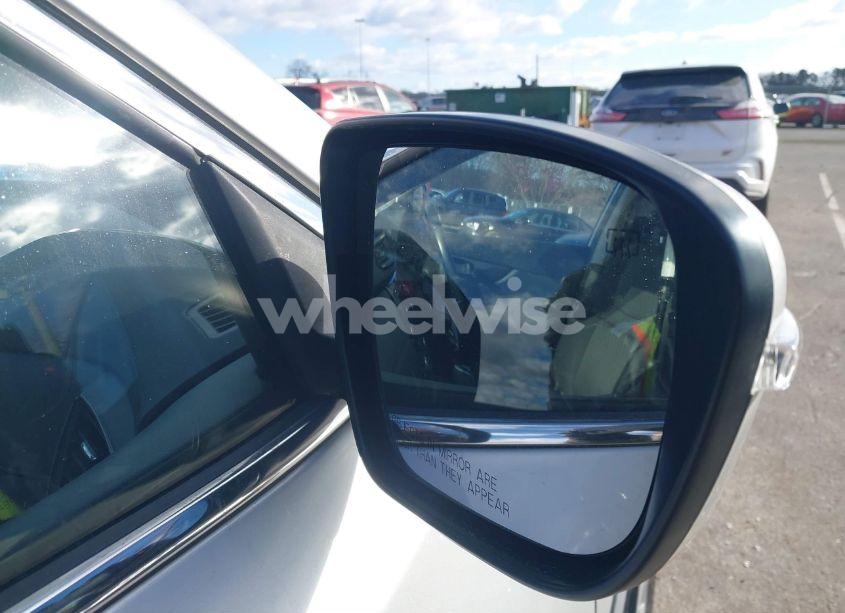 Photo 5 of 2020 Nissan Rogue SV INTELLIGENT AWD (VIN JN8AT2MV2LW135810)